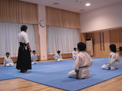 �r������ �m�Õ��i001